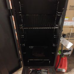 Propane Smoker 