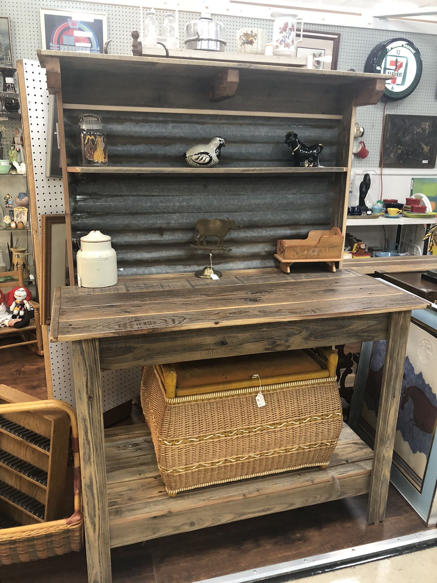 POTTING TABLE BENCH AVAIL  5/20
