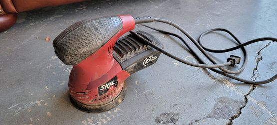 Skil Random Orbit Sander with 2X Filter System
