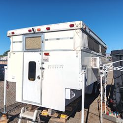 Palomino Pop Up Camper Like NEW!