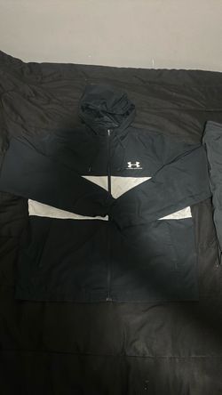 Ua sweats medium , Ua jacket size large ( fits like medium)