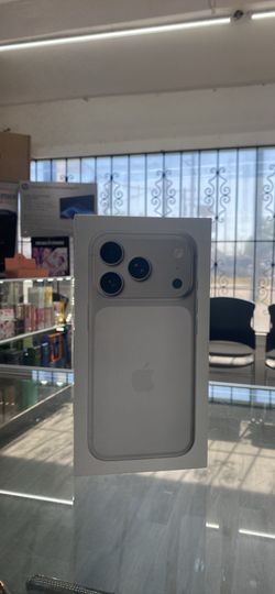 IPHONE 17 PRO MAX 50$ DOWN