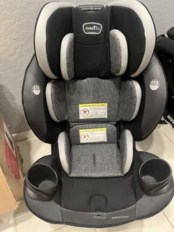 Evenflo Everystage Booster Seat Black Gray~Never been involved in an accident!