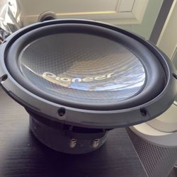 Pioneer DVC 12" Subwoofer 