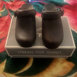 Dansko (Shoe)