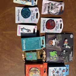 Disney Pins 