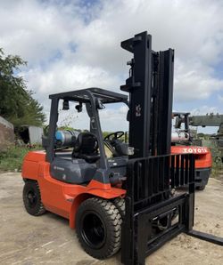 Toyota Forklift Heavy duty 7,000lb