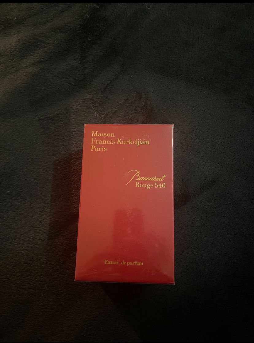 Baccarat Rouge 540 Extrait de parfum