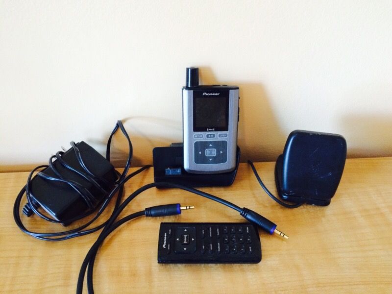 XM SATELLITE RADIO & MP3 Player