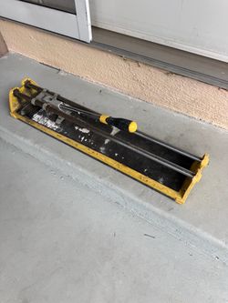 Tile cutter