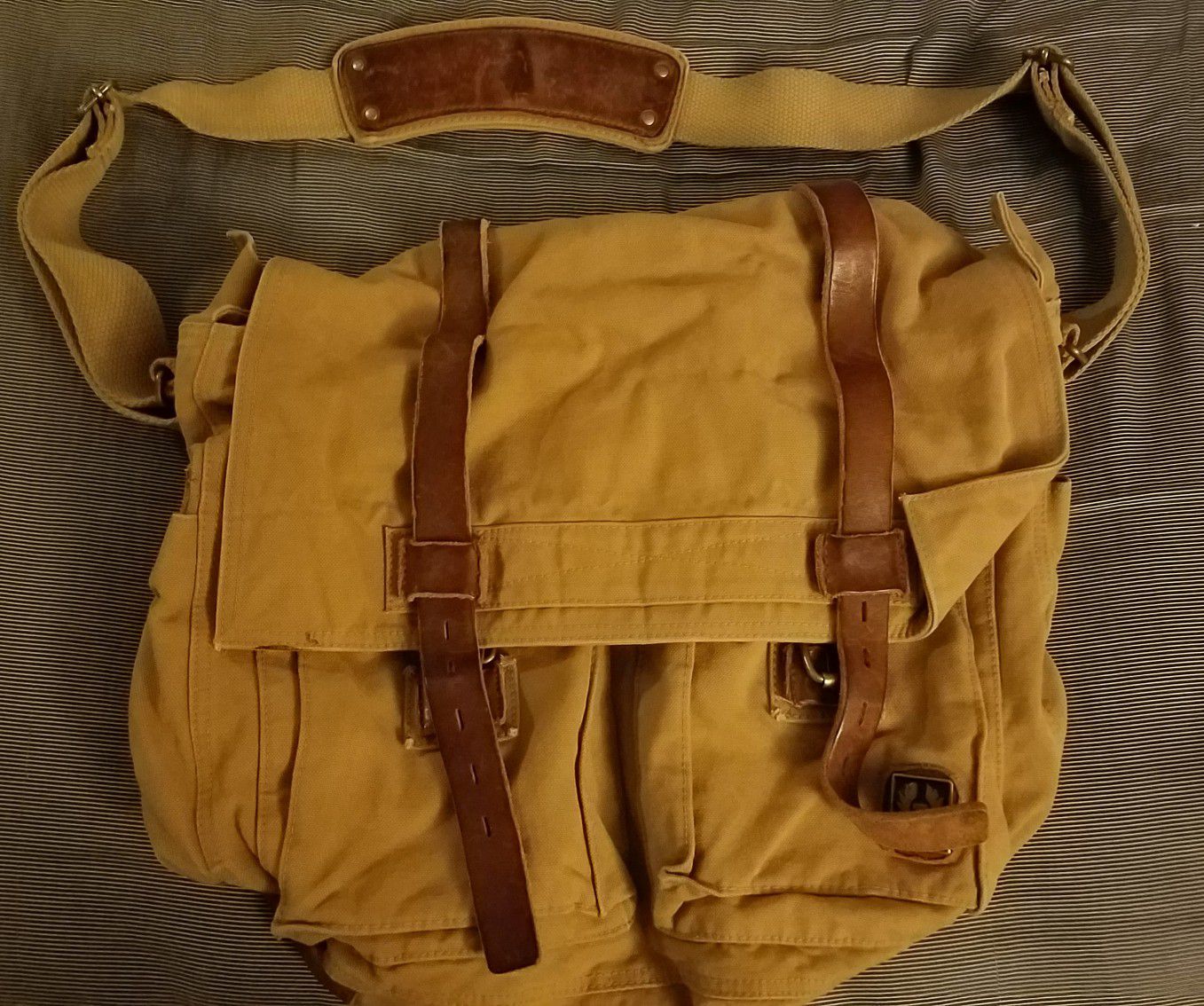 Belstaff Colonial Messenger Shoulder Bag *Rare*