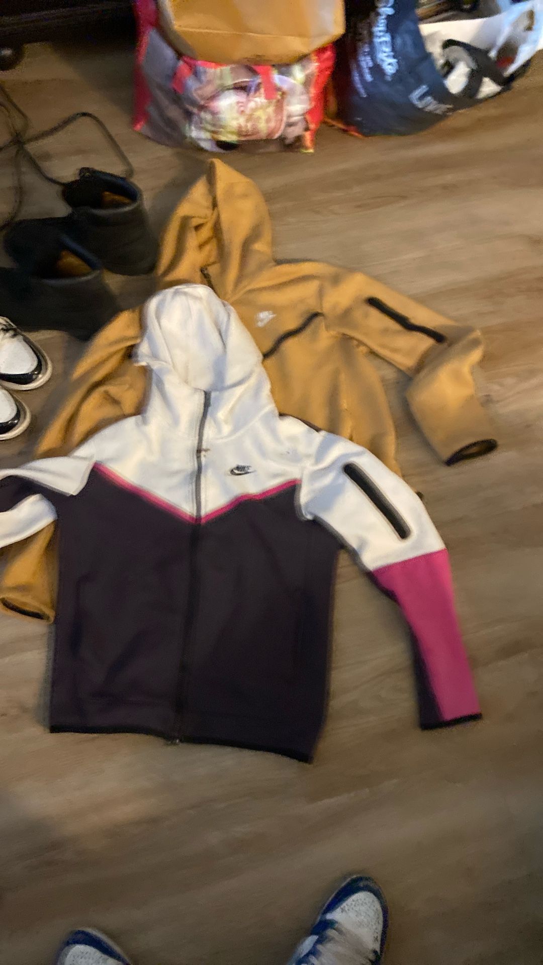 Both Techs Worn 3times Need To Be Washed