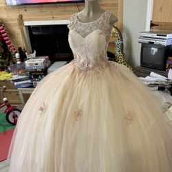 Vestido Para Quinceañera Nuevo Talla Mediano $150 