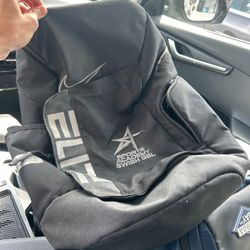 Nike Elite Bag