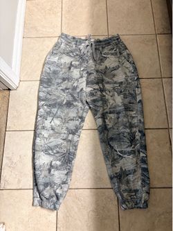 Holister Camo Cuffed Sweatpants