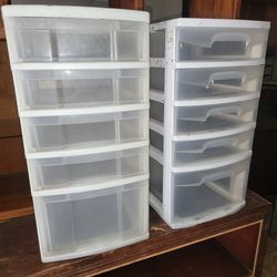 Plastic containers , 10 drawers