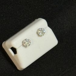 Moissanite Stud Earrings 