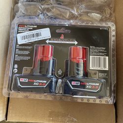 Milwaukee 12 Battery’s 