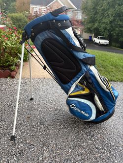 Gold bag. High quality and brand, TaylorMade.