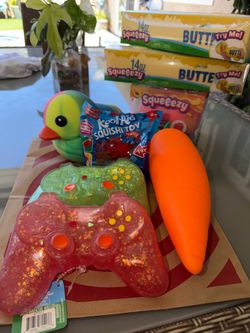 Squeeezy squishy toys