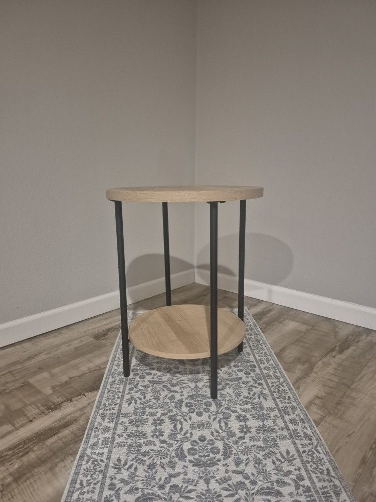 Small Decor Table 