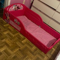 Toddler Minnie Mouse Bed 