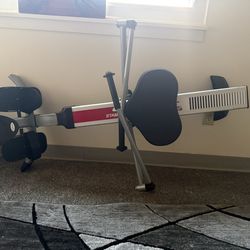 Exercise rowing machine