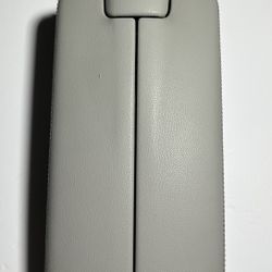 2010-2016 Mercedes E350 E550 Armrest/Center Console Lid Gray
