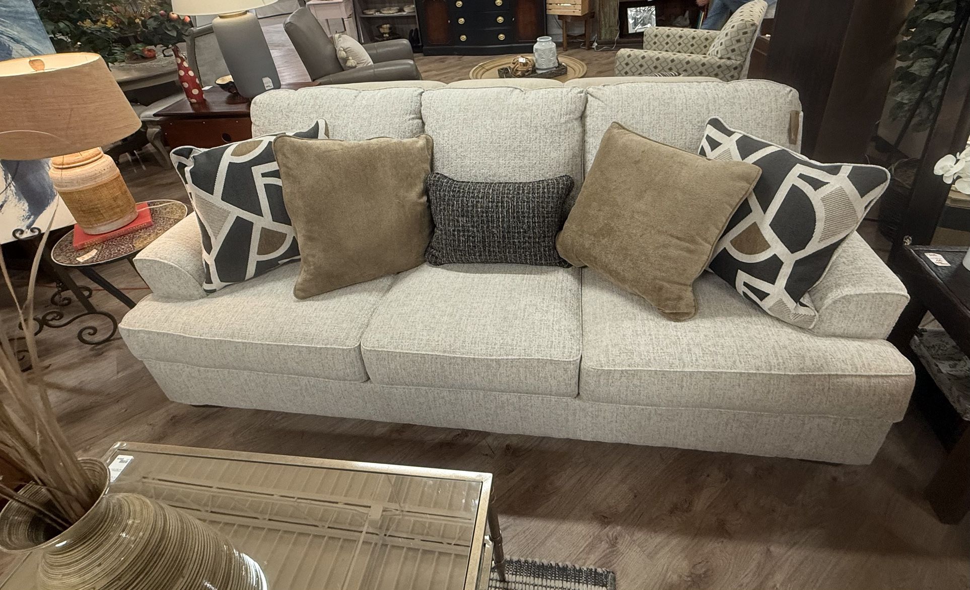 BRAND NEW CREAM SOFA!