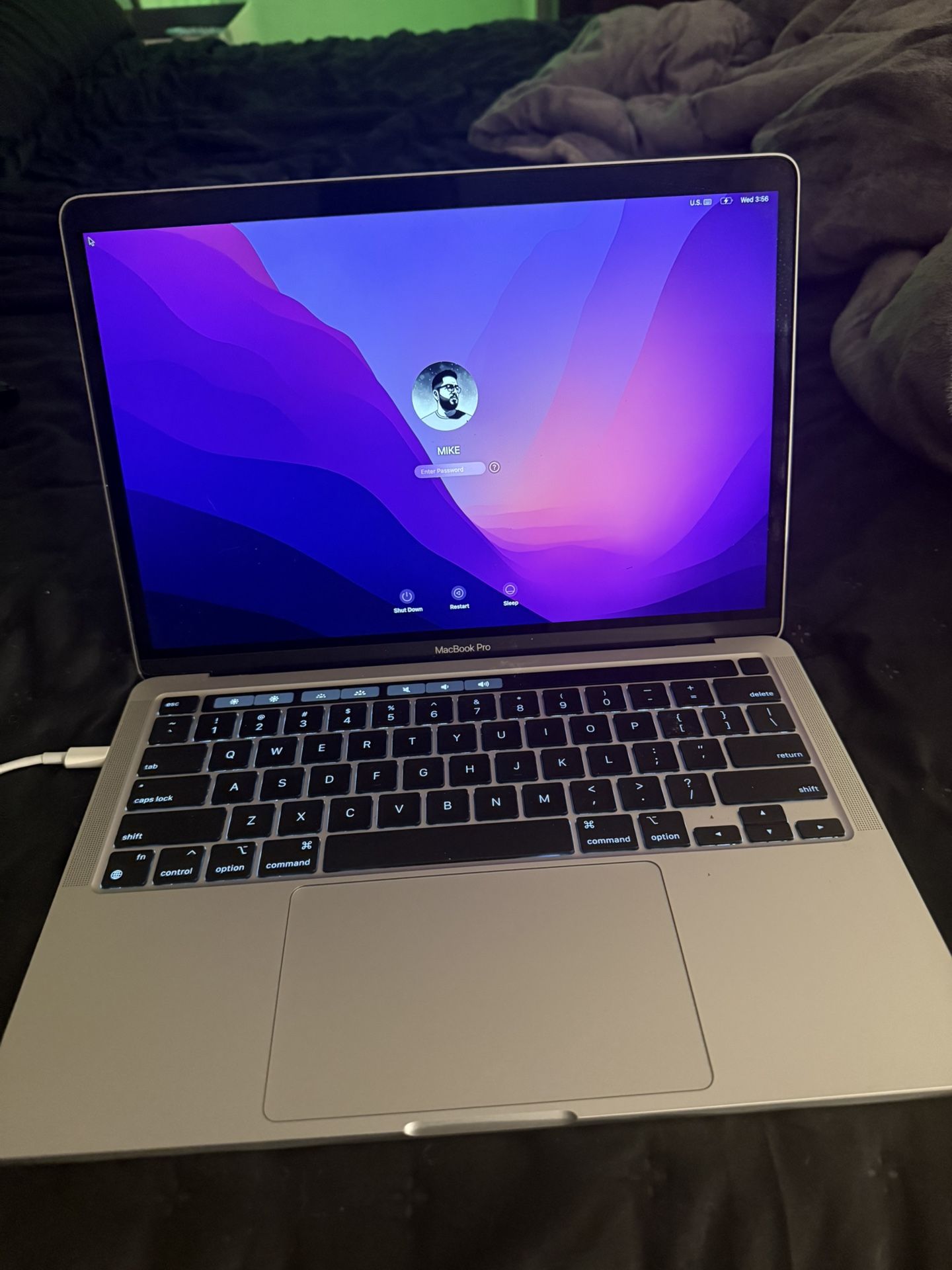 MacBook