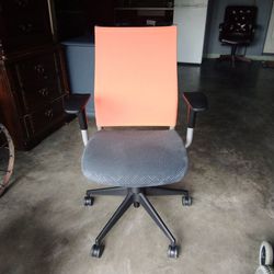 Desk chair