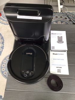 Shark IQ Robot Self-Empty Vacuum RV 1000AE Series with Owners Manual