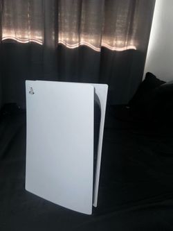 PlayStation 5 PS5 Disc Edition + Controller - Great Condition