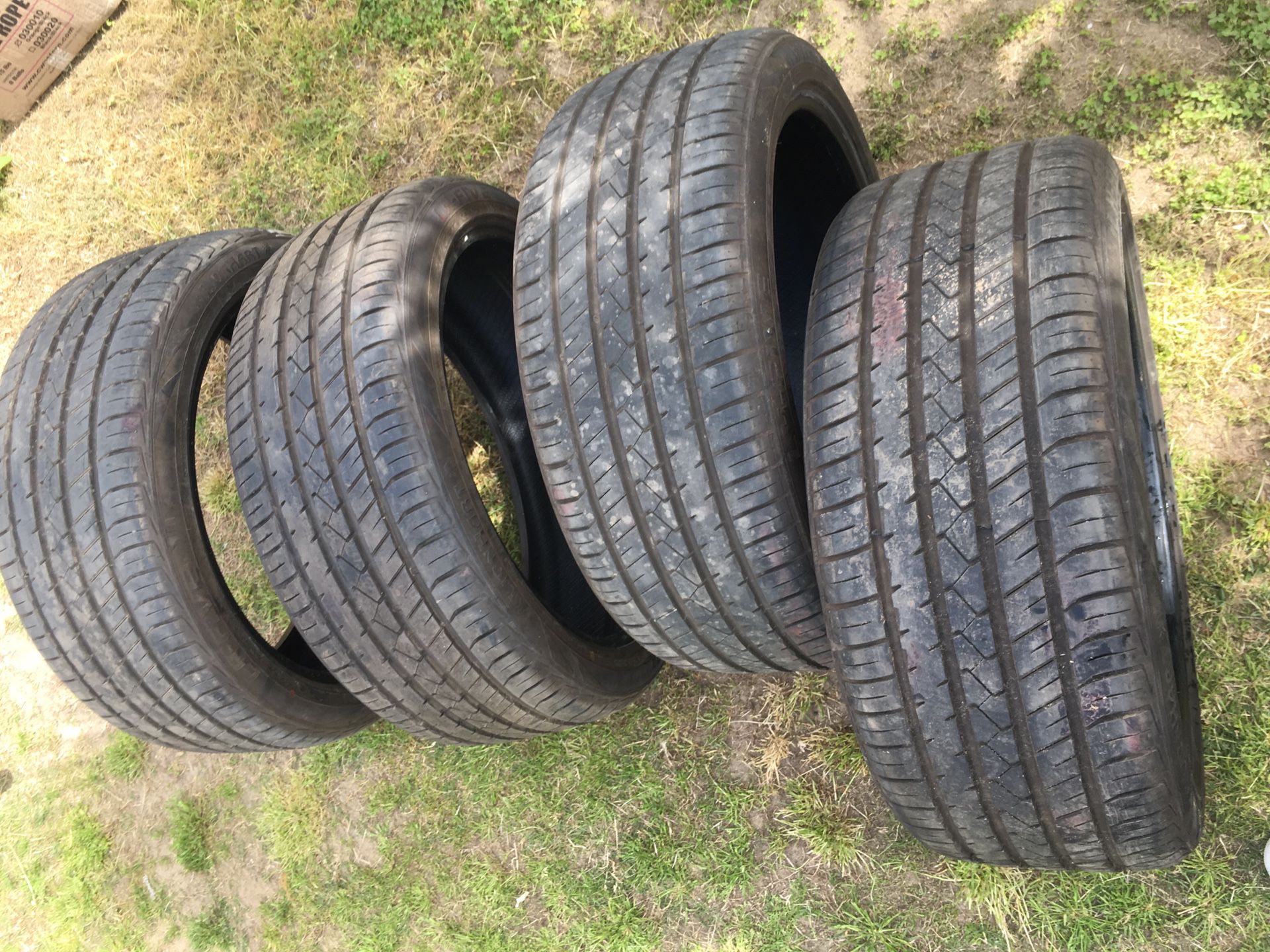 265/40/22 tires (NEW)