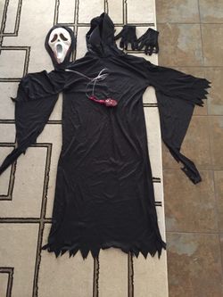Costume