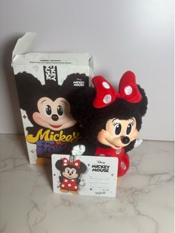 POP MART Mickey Family "Cute Together" Keychain Series