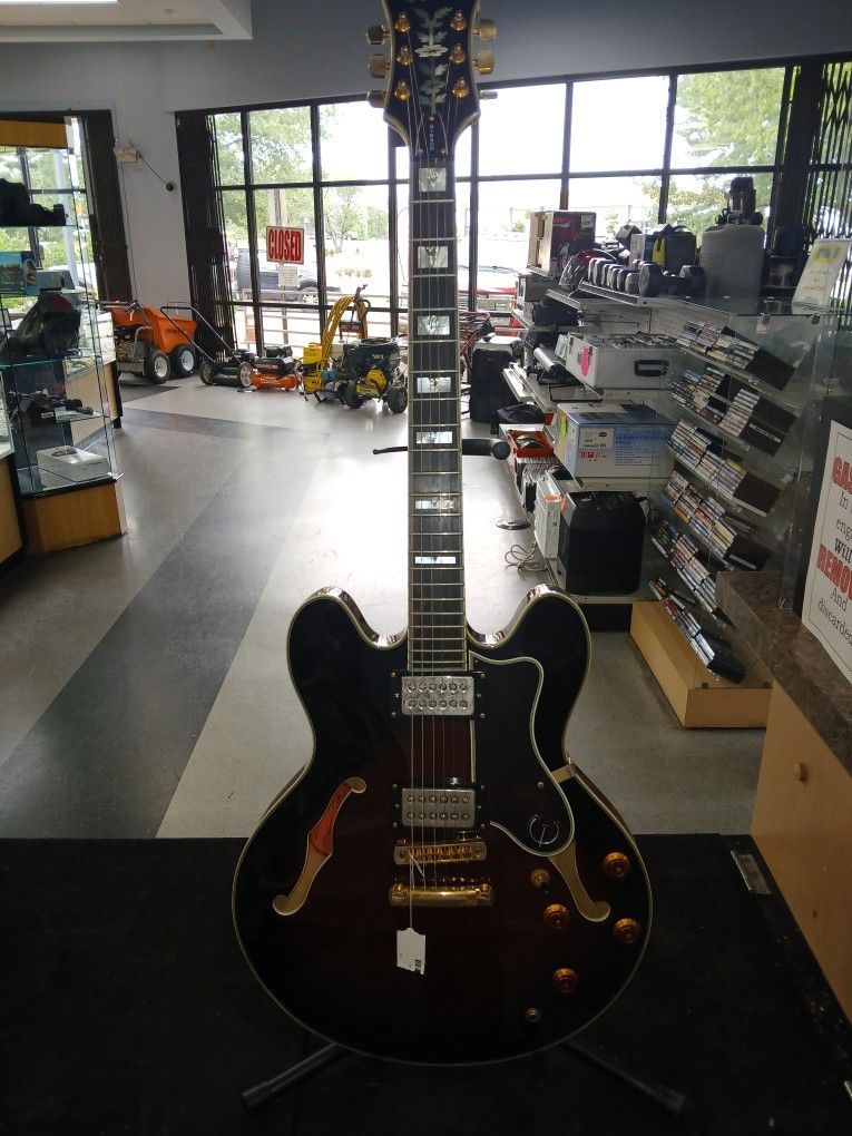 Gibson Guitar