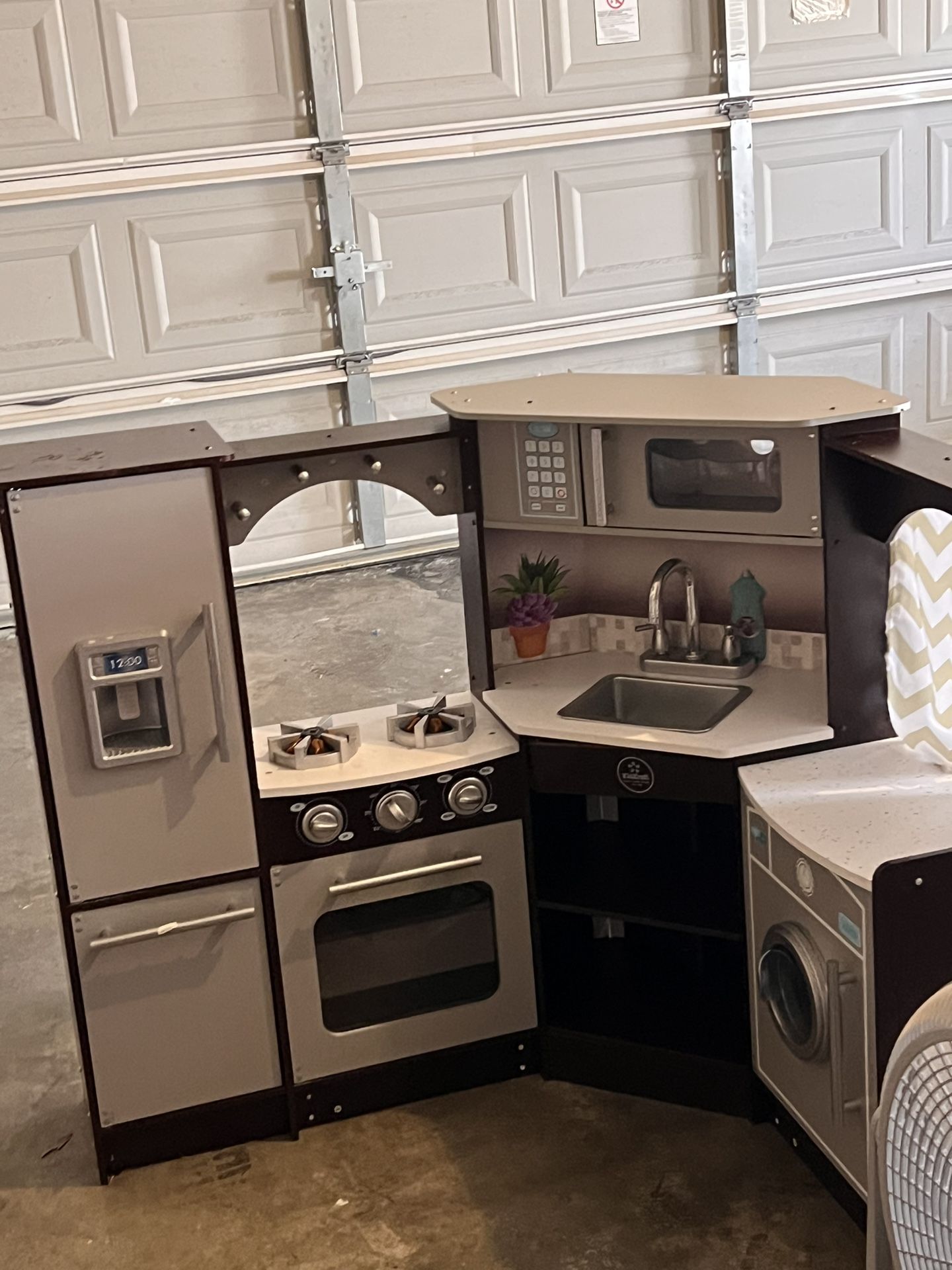 Wooden Toy Kitchen Set