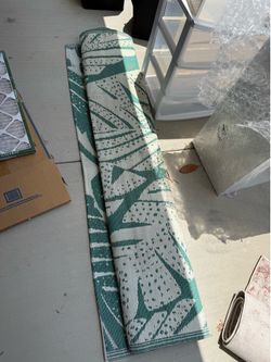 FREE Outdoor Rug