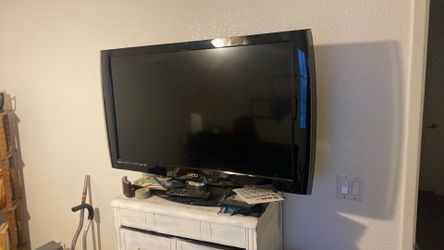 Vizio 42-inch LCD HDTV