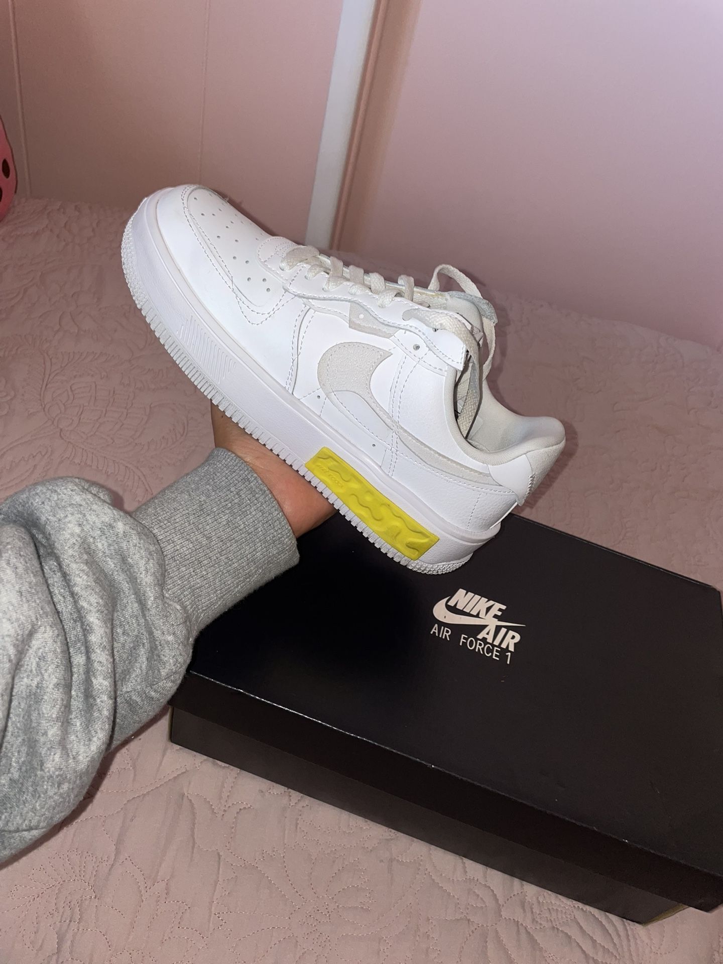 Nike Air Force 1 Size 8 Women Shoe  