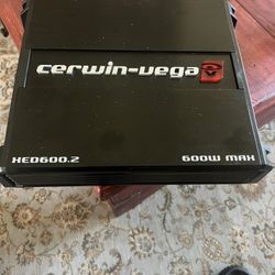 600 Watt Cerwin -Vega 2 Channel  Amplifier New $70 Obo 