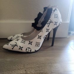 High Heels Size 9