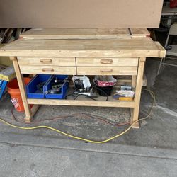 Workbench With Drawers 