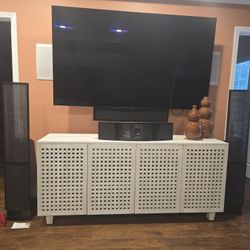 Martain Logan Feature Hybrid Center Speaker 