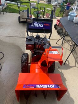 ARIENS American brand, snowblower 24 inches