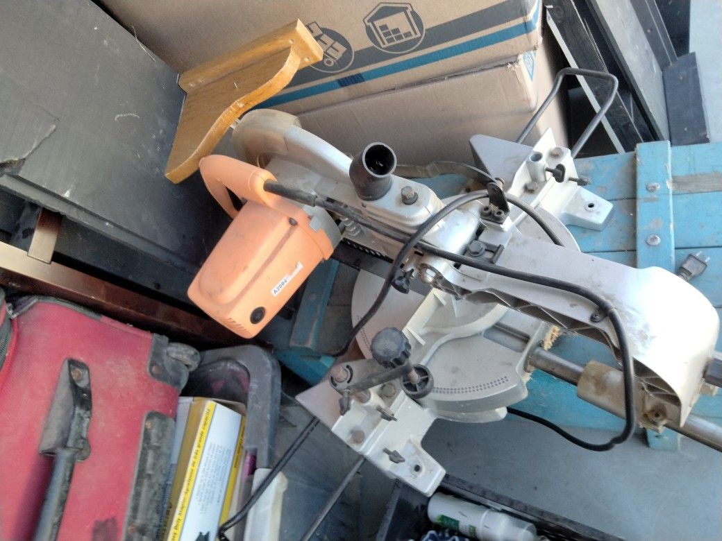Miter Saw
