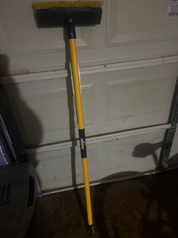 Jobsite Push Broom with Yellow Handle deck scub