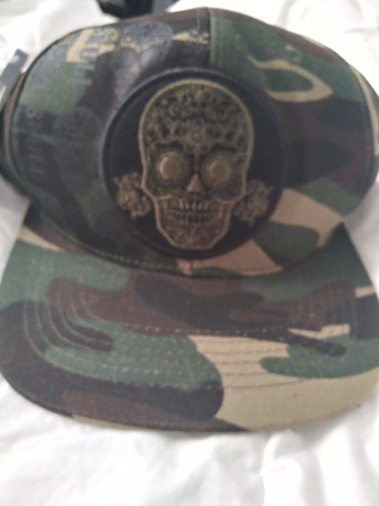 Sugar skull camouflage hat