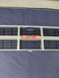 1977 -80 GMC C10 Grill
